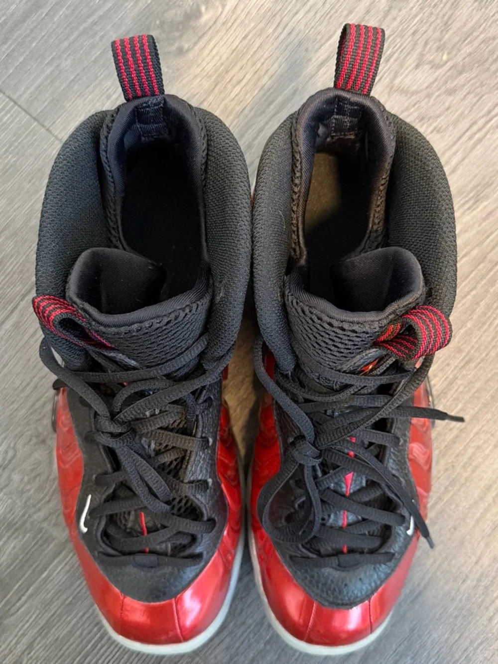 Nike bold red